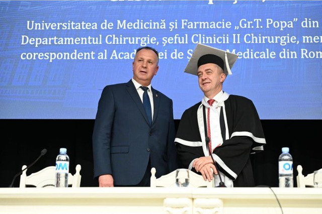 Un chirurg din Iași a primit titlul onorific de Doctor Honoris Causa al USMF „Nicolae Testemițanu”