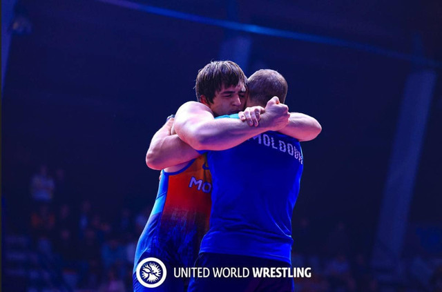 FOTO | Luptătorii Eugeniu Mihalcean și Ion Demian au cucerit medalia de bronz la Campionatul Mondial U23