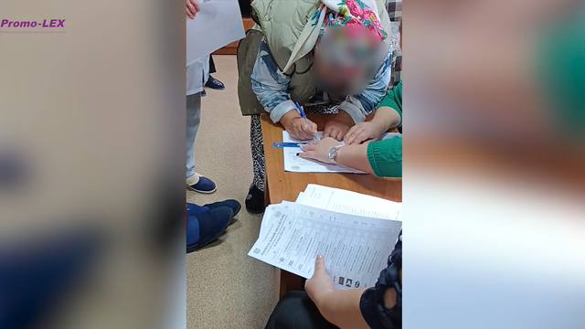 VIDEO | Poliția a inițiat o cauză penală cu privire la încălcarea secretului votului a 25 de alegători plasați într-un azil de bătrâni din Comrat