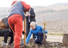 FOTO | Maia Sandu a participat la prima zi a campaniei de împădurire: „Fiecare puiet sădit este un pas înainte spre o planetă mai curată, spre o țară mai verde”