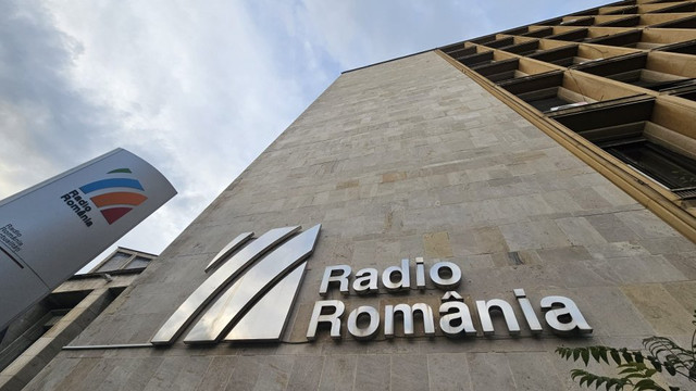 La mulți ani, Radio România! Azi se împlinesc 96 de ani de când a fost difuzată în eter prima emisiune a Societății de Difuziune Radiotelefonică din România, cu anunțul: „Alo, alo, aici Radio București“