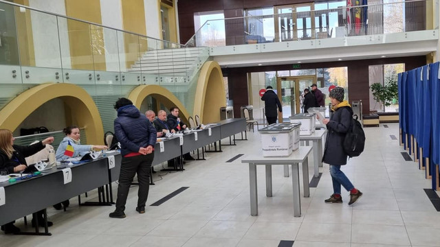 Prima zi de vot în Diaspora pentru alegerile prezidențiale din România | UPDATE: Cele 59 de secții de votare din Republica Moldova își sistează activitatea 