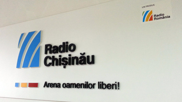 Echipa Radio România Chișinău vă dorește Crăciun fericit!