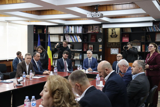 FOTO | Lectoratul de Limba Română de la Universitatea din Comrat a fost redeschis astăzi, datorită sprijinului acordat de  Guvernul României