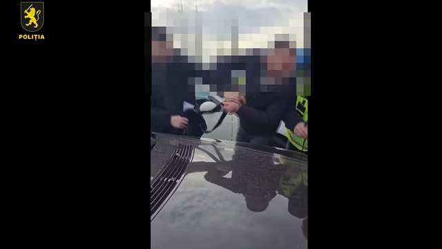 VIDEO | Momentul în care un complice în dosarul „Furtul miliardului” este reținut de polițiști