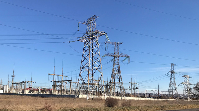 Pe 13 ianuarie se prognozează o creștere a consumului de energie electrică cu 18%. Energocom anunță că a rezervat volumul necesar