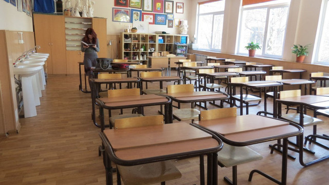 Promo-LEX: Dreptul la educație, încălcat în școlile cu predare în limba română din regiunea transnistreană 