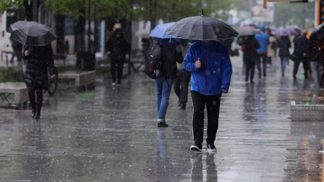 METEO | Un front atmosferic aduce ploi pe teritoriul Republicii Moldova 