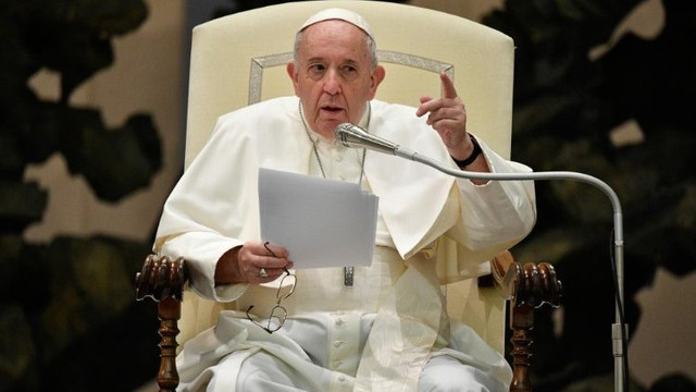 Papa Francisc: Biserica Catolică este gata să accepte o singură dată pentru Paște
