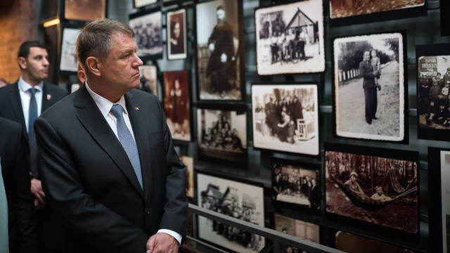 Klaus Iohannis și Marcel Ciolacu au transmis mesaje la 80 de ani de la eliberarea lagărului de la Auschwitz: Propagarea urii, dezinformarea, negarea și distorsionarea Holocaustului slăbesc democrațiile