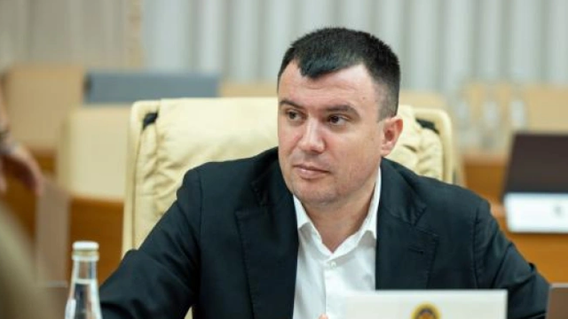 Fostul ministru al Finanțelor, Petru Rotaru, numit în funcția de prim-viceguvernator al Băncii Naționale a Moldovei