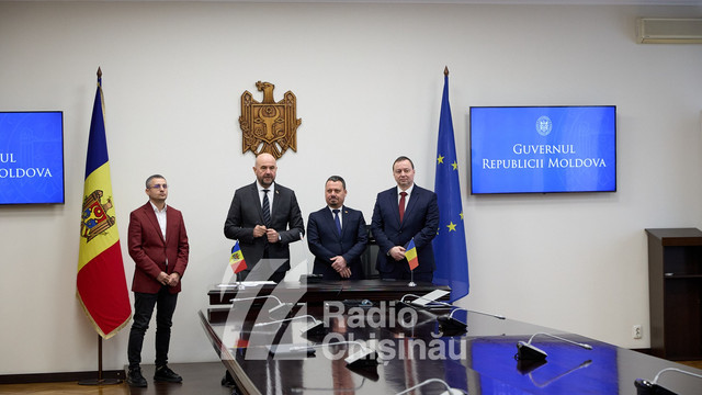 LIVE | Conferință de presă susținută de ministrul Infrastructurii și Dezvoltării Regionale al Republicii Moldova, Vladimir Bolea, și secretarul de stat la Ministerul Transporturilor și Infrastructurii din România, Irinel Ionel Scrioșteanu