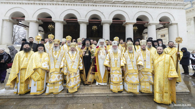 GALERIE FOTO | Un nou ierarh în Mitropolia Basarabiei: PS Nectarie de Bogdania a fost hirotonit Episcop vicar al Arhiepiscopiei Chișinăului