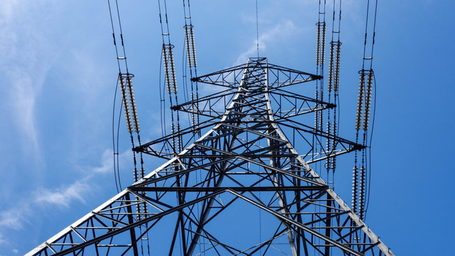 BERD oferă un grant de 15,4 milioane de euro pentru construcția liniei electrice aeriene Bălți-Suceava. Guvernul a aprobat ratificarea acordului BERD oferă un grant de 15,4 milioane de euro pentru construcția liniei electrice aeriene Bălți-Suceava. Guvernul a aprobat ratificarea acordului