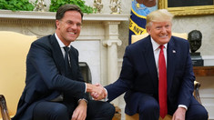 Donald Trump se va întâlni joi la Washington cu secretarul general al NATO, Mark Rutte