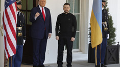 Trump și Zelenski au vorbit o oră la telefon. Președintele SUA: „Suntem pe drumul cel bun”