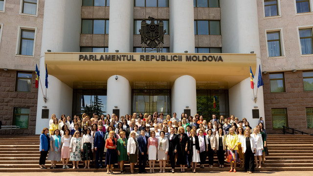 Statistica de gen în Parlament: Număr-record de femei deputate în actuala legislatură