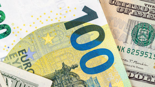 Moneda euro se scumpește la început de săptămână Moneda euro se scumpește la început de săptămână