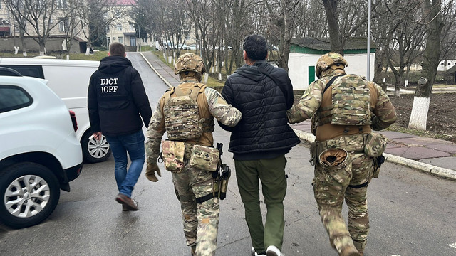 Un cetățean ucrainean, dat în căutare internațională de Interpol, a fost extrădat de autoritățile Republicii Moldova Un cetățean ucrainean, dat în căutare internațională de Interpol, a fost extrădat de autoritățile Republicii Moldova