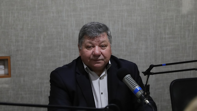 MALURI DE PRUT | Istoricul Ion Negrei, la 107 ani de la Unirea Basarabiei cu România: Cel mai bun model de salvare a spațiului dintre Prut și Nistru ar fi reunificarea națională prin integrarea în UE (VIDEO) MALURI DE PRUT | Istoricul Ion Negrei, la 107 ani de la Unirea Basarabiei cu România: Cel mai bun model de salvare a spațiului dintre Prut și Nistru ar fi reunificarea națională prin integrarea în UE (VIDEO)