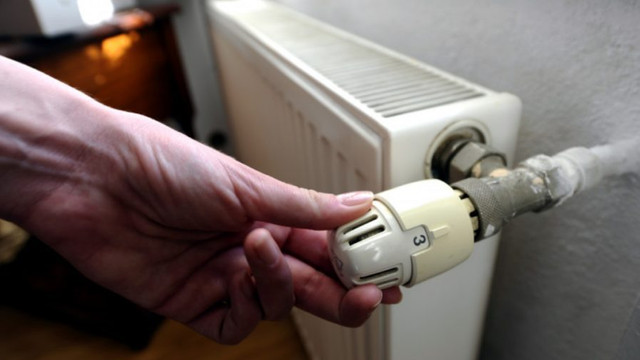 Consumatorii conectați la sistemul centralizat de încălzire vor putea regla individual temperatura în locuințe Consumatorii conectați la sistemul centralizat de încălzire vor putea regla individual temperatura în locuințe