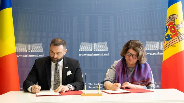 Republica Moldova și România au semnat o rezoluție comună prin care se angajează să promoveze producțiile teatrale
