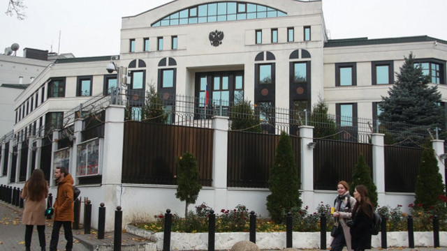Republica Moldova ar putea să expulzeze trei diplomați ruși Republica Moldova ar putea să expulzeze trei diplomați ruși
