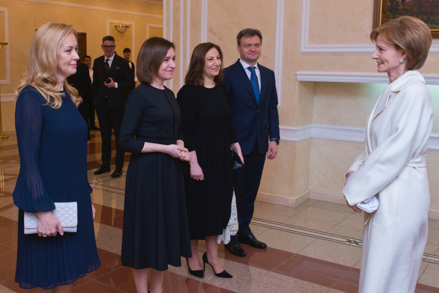 Maia Sandu a primit vizita Majestății Sale Margareta, Custodele Coroanei Române, și a Principelui Radu la Președinție (FOTO)