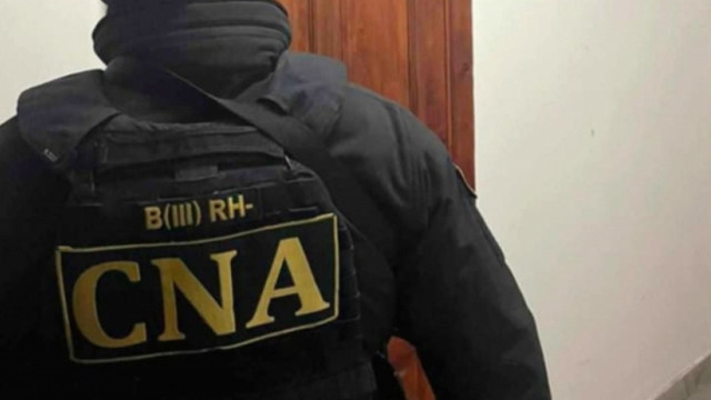 Angajat al Direcției Învățământ Soroca, cercetat de CNA într-un dosar de trafic de influență. A luat bani pentru a aranja încorporarea fictivă în serviciul militar Angajat al Direcției Învățământ Soroca, cercetat de CNA într-un dosar de trafic de influență. A luat bani pentru a aranja încorporarea fictivă în serviciul militar
