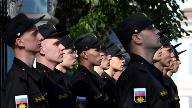 Putin forțează ucrainenii din teritoriile ocupate să lupte împotriva forțelor Kievului, denunță Ministerul de Externe al Ucrainei Putin forțează ucrainenii din teritoriile ocupate să lupte împotriva forțelor Kievului, denunță Ministerul de Externe al Ucrainei