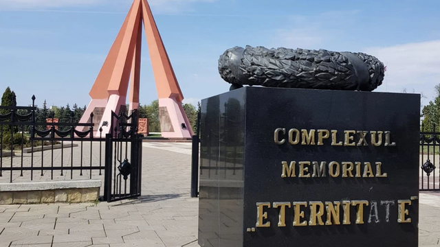 Complexul memorial Eternitate, în reparații. Lucrările se vor încheia până pe 9 mai Complexul memorial Eternitate, în reparații. Lucrările se vor încheia până pe 9 mai