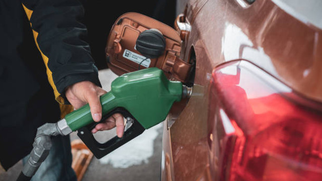 Carburanții auto continuă să se scumpească. Prețurile stabilite de ANRE pentru benzină și motorină