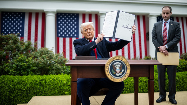 UE se declară pregătită să răspundă la tarifele lui Trump dacă negocierile eșuează. Cum au reacționat Marea Britanie, Japonia și China la tarifele impuse de SUA UE se declară pregătită să răspundă la tarifele lui Trump dacă negocierile eșuează. Cum au reacționat Marea Britanie, Japonia și China la tarifele impuse de SUA
