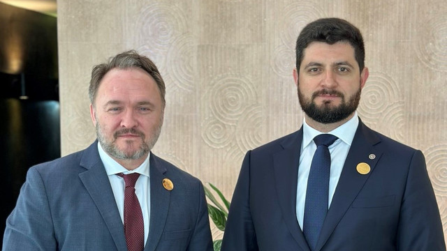 FOTO | Dorin Junghietu a avut întrevederi, la Baku, cu ministrul azer al Energiei și cu Comisarul European pentru Energie și Locuințe FOTO | Dorin Junghietu a avut întrevederi, la Baku, cu ministrul azer al Energiei și cu Comisarul European pentru Energie și Locuințe