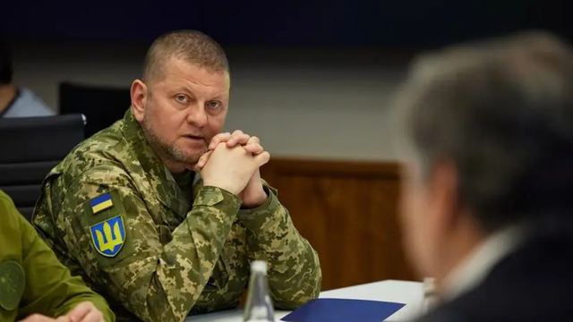 Fostul șef al Armatei Ucrainei, Valeri Zalujnîi dezvăluie „arma secretă” folosită de forțele Kievului și SUA să planifice operațiuni militare împotriva Rusiei Fostul șef al Armatei Ucrainei, Valeri Zalujnîi dezvăluie „arma secretă” folosită de forțele Kievului și SUA să planifice operațiuni militare împotriva Rusiei