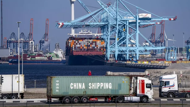 Statele Unite ale Americii impun, de astăzi, taxe de 104% pentru produsele din China Statele Unite ale Americii impun, de astăzi, taxe de 104% pentru produsele din China