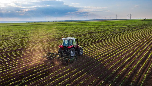 Agricultorii vor beneficia de rambursarea impozitului funciar pentru anul 2024 din contul TVA-ul acumulat
 Agricultorii vor beneficia de rambursarea impozitului funciar pentru anul 2024 din contul TVA-ul acumulat