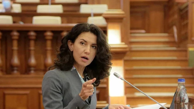 Rămâne sau nu Olesea Stamate în fracțiunea PAS. Ce spune Igor Grosu