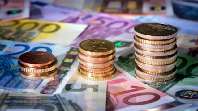 Euro, câștigătorul surpriză al turbulențelor de pe piețele globale provocate de tarifele impuse de Trump Euro, câștigătorul surpriză al turbulențelor de pe piețele globale provocate de tarifele impuse de Trump