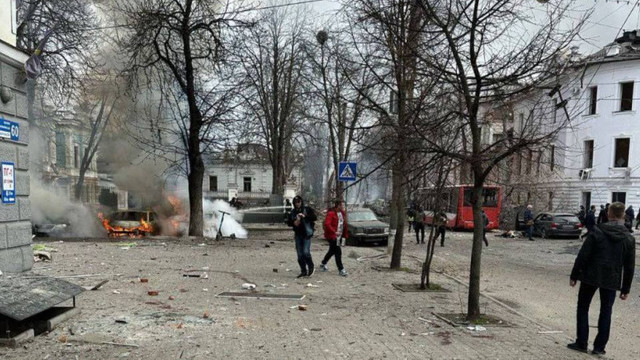 Cel puțin 20 de morți la Sumî, după ce rușii au lansat o rachetă asupra orașului din nordul Ucrainei (FOTO, VIDEO) Cel puțin 20 de morți la Sumî, după ce rușii au lansat o rachetă asupra orașului din nordul Ucrainei (FOTO, VIDEO)