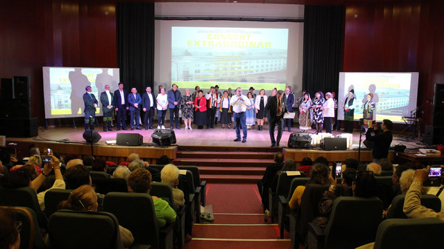 MALURI DE PRUT | Drumul Republicii Moldova spre UE trece prin România. Școala din Chișcăreni, Sângerei, reparată cu sprijinul românilor din județul Prahova (VIDEO) 
 MALURI DE PRUT | Drumul Republicii Moldova spre UE trece prin România. Școala din Chișcăreni, Sângerei, reparată cu sprijinul românilor din județul Prahova (VIDEO)