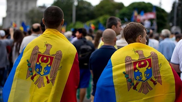 Guvernul a lansat un serviciu de asistență pentru cetățenii Republicii Moldova din diaspora care își doresc să revină acasă Guvernul a lansat un serviciu de asistență pentru cetățenii Republicii Moldova din diaspora care își doresc să revină acasă