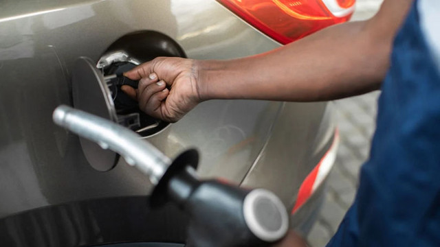 Prețul carburanților continuă să scadă. Motorina ajunge la un preț minim istoric, comparabil cu cel din ianuarie 2022 Prețul carburanților continuă să scadă. Motorina ajunge la un preț minim istoric, comparabil cu cel din ianuarie 2022