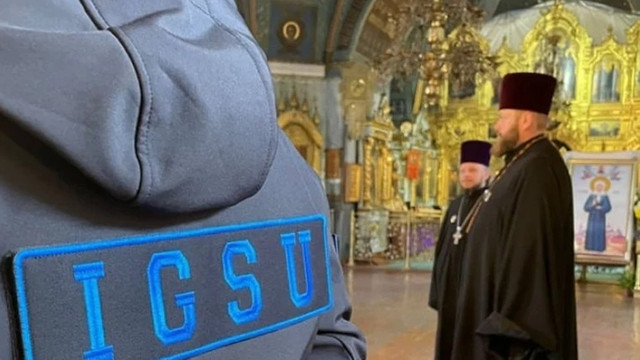 Angajații IGSU, la datorie în Noaptea Învierii. Peste 400 de pompieri, mobilizați pentru a interveni în situațiile excepționale 
 Angajații IGSU, la datorie în Noaptea Învierii. Peste 400 de pompieri, mobilizați pentru a interveni în situațiile excepționale