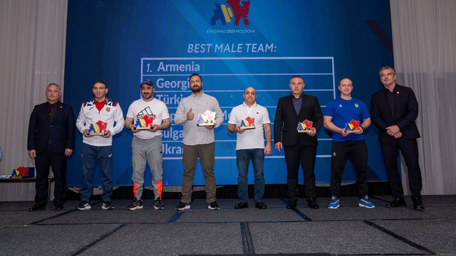 Lotul național al R. Moldova a cucerit 13 medalii în cadrul Campionatului European de Haltere pentru seniori Lotul național al R. Moldova a cucerit 13 medalii în cadrul Campionatului European de Haltere pentru seniori