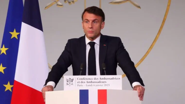Macron: Negocierea păcii în Ucraina trebuie să înceapă cu un armistițiu, nu cu discuții despre Crimeea