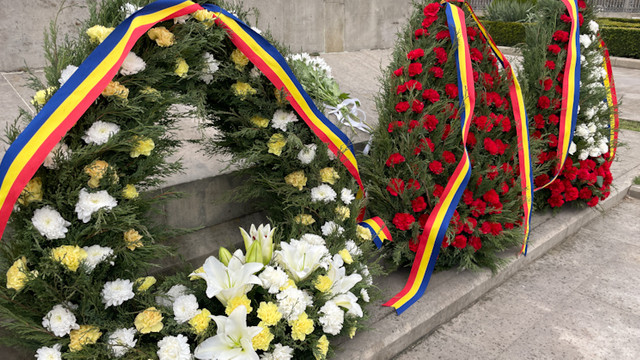 De Blajini, autoritățile cer responsabilitate ecologică: coroanele artificiale poluează mediul De Blajini, autoritățile cer responsabilitate ecologică: coroanele artificiale poluează mediul