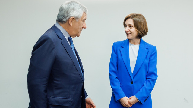 Maia Sandu participă la Congresul Partidului Popular European din Spania. Președinta a avut o întrevedere cu vicepremierul italian Antonio Tajani Maia Sandu participă la Congresul Partidului Popular European din Spania. Președinta a avut o întrevedere cu vicepremierul italian Antonio Tajani