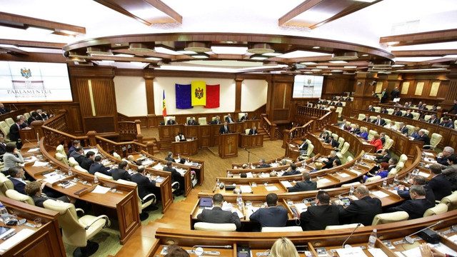 În ultimii 5 ani, starea de urgență a fost instituită de 6 ori în Republica Moldova, fiind prelungită de 12 ori. Avocatul Poporului: „Legislația privind instituirea stării excepționale trebuie înăsprită” În ultimii 5 ani, starea de urgență a fost instituită de 6 ori în Republica Moldova, fiind prelungită de 12 ori. Avocatul Poporului: „Legislația privind instituirea stării excepționale trebuie înăsprită”