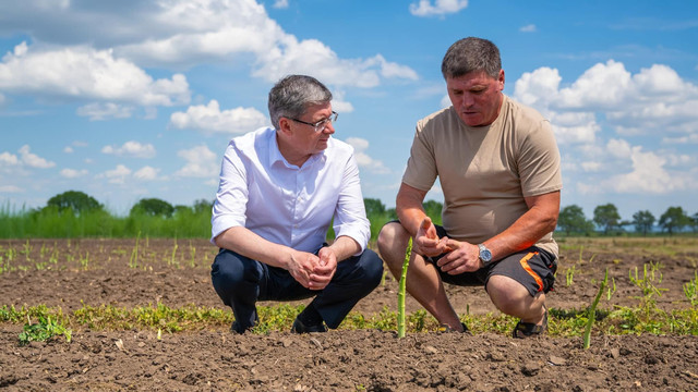 Igor Grosu, de Ziua Muncii: „Aducem recunoștință tuturor celor care muncesc cu demnitate, curaj și perseverență, indiferent de domeniu sau locul în care se află” Igor Grosu, de Ziua Muncii: „Aducem recunoștință tuturor celor care muncesc cu demnitate, curaj și perseverență, indiferent de domeniu sau locul în care se află”